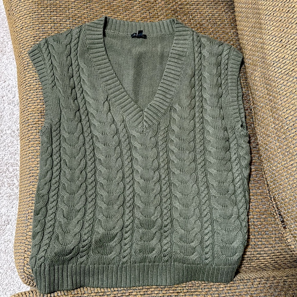 Talbots cable net sweater vest